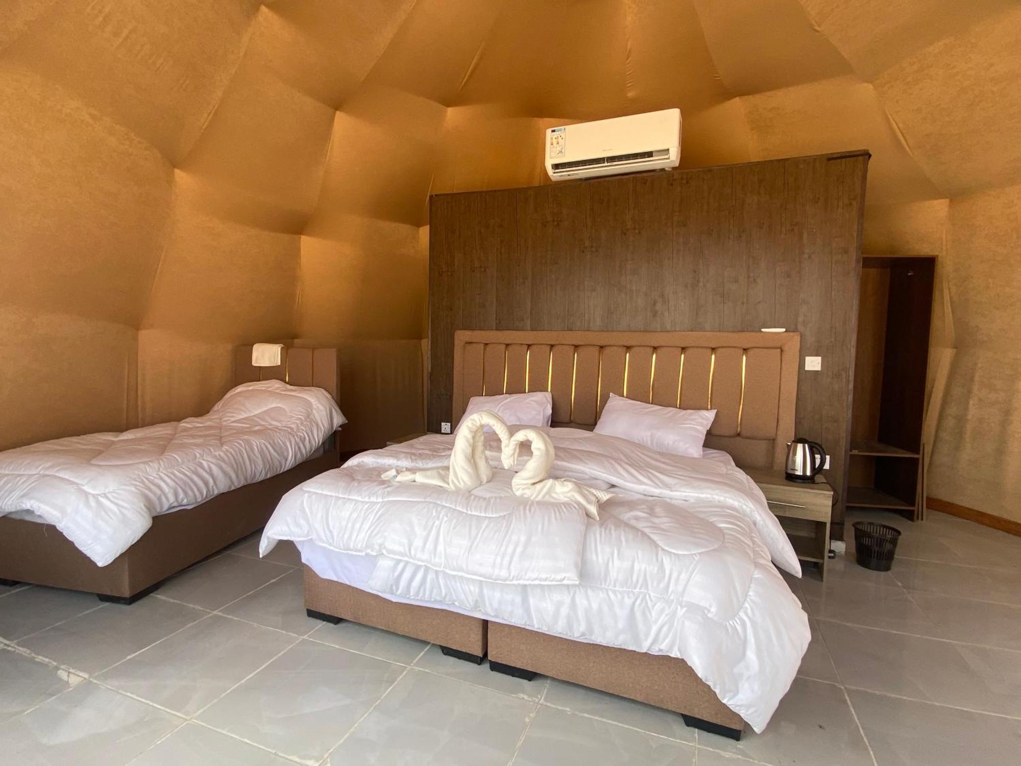 Angelina Wadi Rum Camp Exterior photo