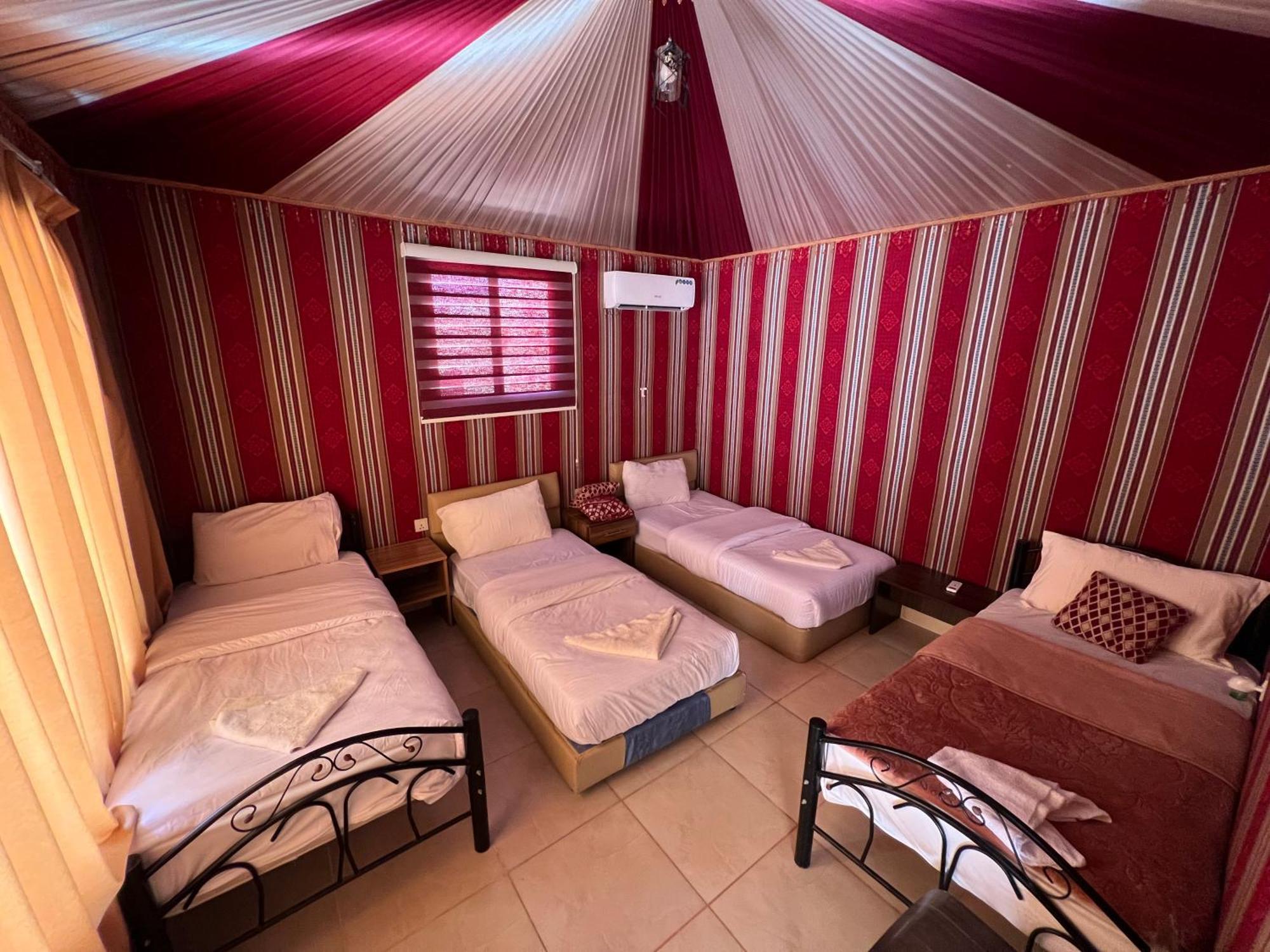 Angelina Wadi Rum Camp Exterior photo