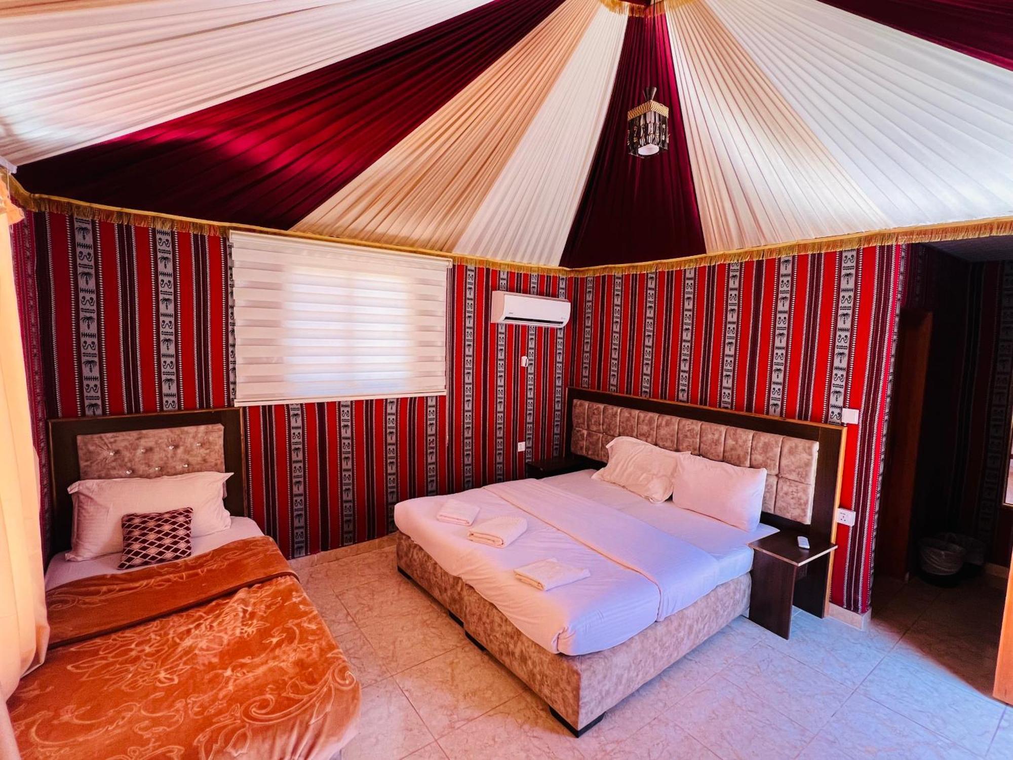 Angelina Wadi Rum Camp Exterior photo
