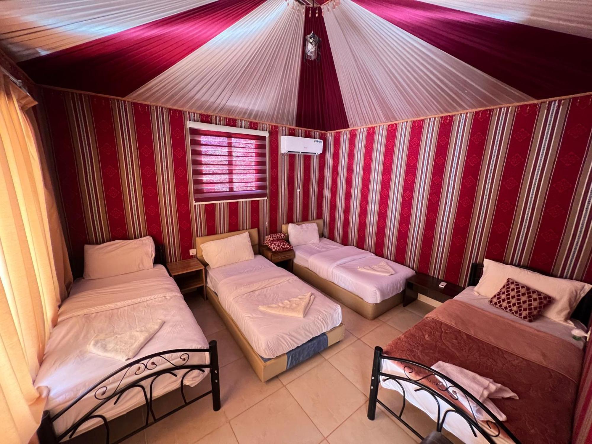 Angelina Wadi Rum Camp Exterior photo